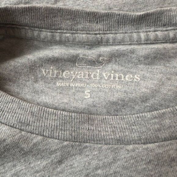 Vineyard Vines Small Long Sleeve Gray Graphic Design T-Shirt - Picture 3 of 4